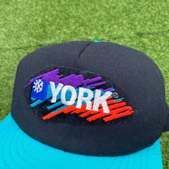 York 1990's Vintage Snapback Hat - Picture 2 of 4